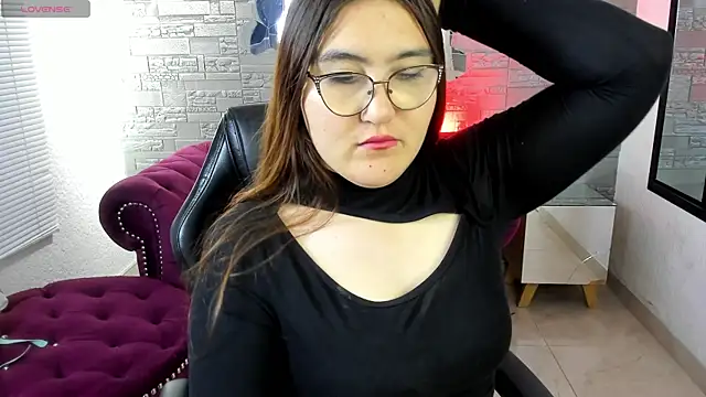 conniejames m online show from 10-04-25, 12:25