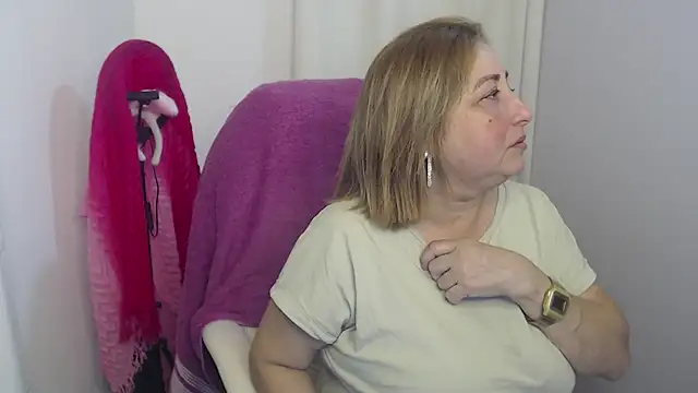 paiper halliwey online show from 01-10-25, 11:50