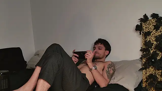 JackDesFeux online show from 12-04-25, 08:34