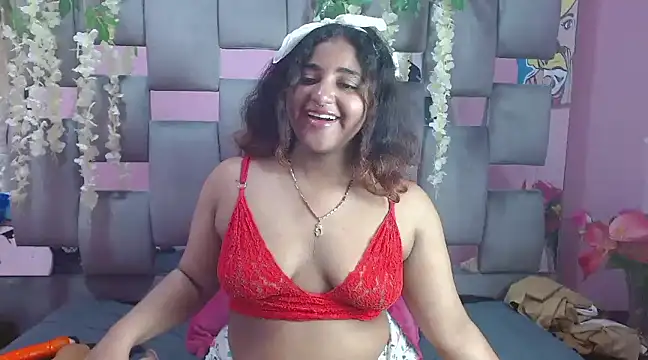 Snapshot of Sofia_Hernandez_ chatting on 12-21-24, 09:25 Sofia Hernandez online show from 12-21-24, 09:25