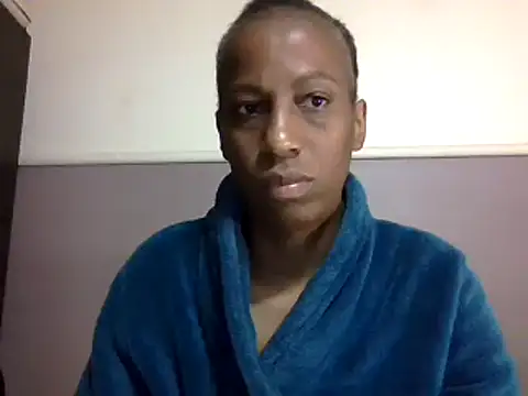 Snapshot of AfricanPrincesss2 chatting on 12-26-24, 11:35 AfricanPrincesss2 online show from 12-26-24, 11:35