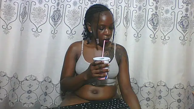 pussified shawrie01 online show from 01-06-26, 10:56