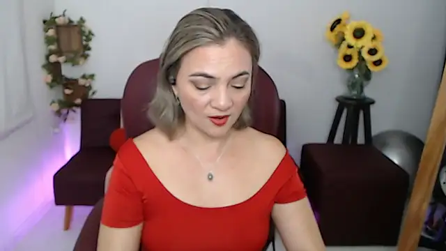 Snapshot of ana_milf chatting on 05-14-26, 01:51 ana milf online show from 05-14-26, 01:51