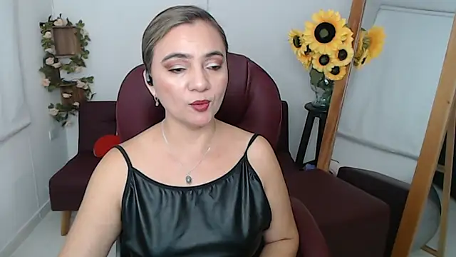 Snapshot of ana_milf chatting on 06-16-26, 02:30 ana milf online show from 06-16-26, 02:30