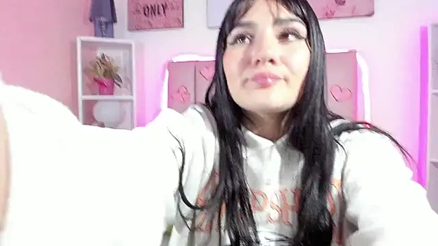 Snapshot of celeste707rs chatting on 03-06-25, 10:52 celeste707rs online show from 03-06-25, 10:52