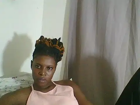 Snapshot of Blacksweetbeb chatting on 02-17-25, 07:42 Blacksweetbeb online show from 02-17-25, 07:42