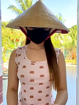 BabyThree  online show from 09-25-25, 08:29