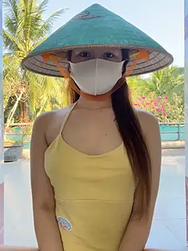 BabyThree  online show from 03-04-26, 09:04