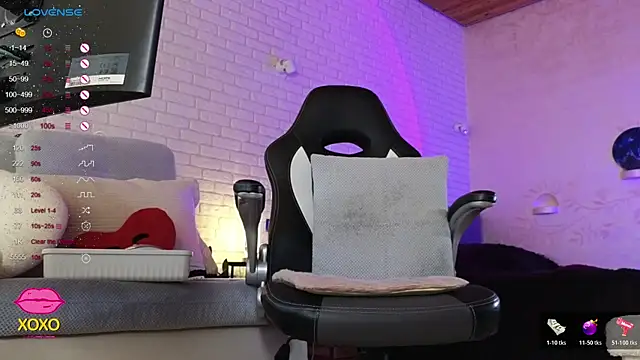 misskaassandraa online show from 11-06-25, 08:48