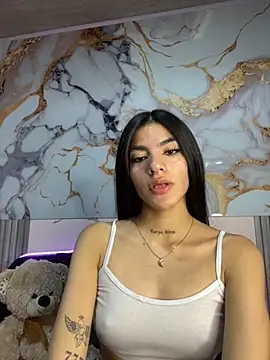 liss hot  online show from 11-20-25, 08:08