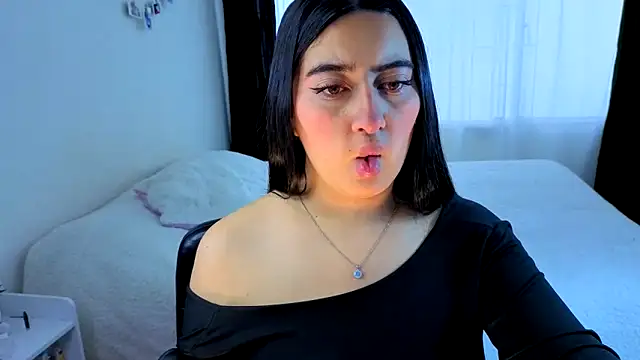 serenna se online show from 10-17-25, 08:33