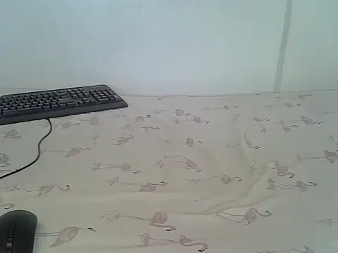 Snapshot of laetitia_ chatting on 07-01-26, 11:12 laetitia online show from 07-01-26, 11:12