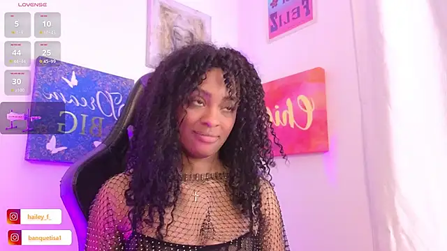 Snapshot of Heily_Fox chatting on 02-02-25, 10:13 Heily Fox online show from 02-02-25, 10:13