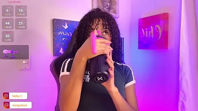 Snapshot of Heily_Fox chatting on 02-06-25, 06:51 Heily Fox online show from 02-06-25, 06:51