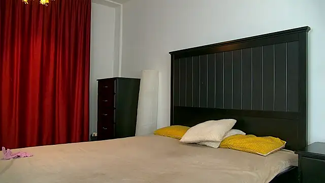 Yanira Muslim online show from 01-09-26, 05:10