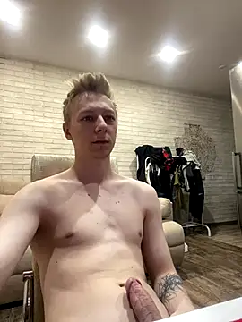 Snapshot of sladkiyoo chatting on 10-03-25, 08:44 sladkiyoo online show from 10-03-25, 08:44