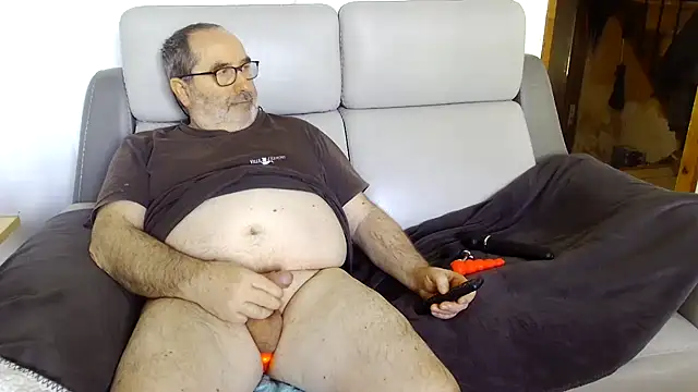 gillou1234 online show from 03-07-25, 09:07