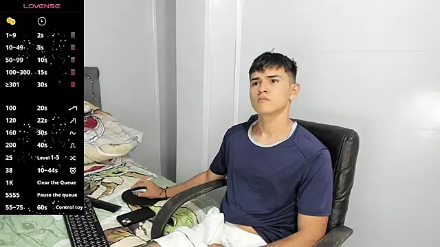 Snapshot of Jacobb_Lee chatting on 02-10-25, 11:55 Jacobb Lee online show from 02-10-25, 11:55