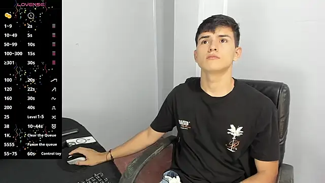 Snapshot of Jacobb_Lee chatting on 02-24-25, 11:19 Jacobb Lee online show from 02-24-25, 11:19