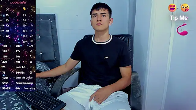 Snapshot of Jacobb_Lee chatting on 11-04-25, 09:14 Jacobb Lee online show from 11-04-25, 09:14