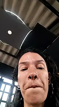 rebekka simpson online show from 03-04-25, 02:32