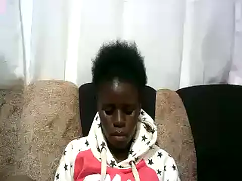 Snapshot of hottgirlval chatting on 01-09-25, 07:08 hottgirlval online show from 01-09-25, 07:08