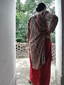Snapshot of Hot-rubina chatting on 07-15-26, 02:39 Hot-rubina online show from 07-15-26, 02:39