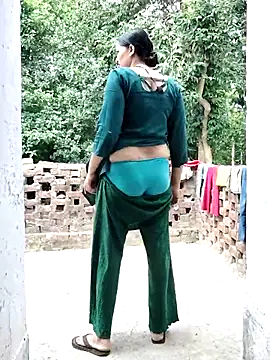 Snapshot of Hot-rubina chatting on 07-17-26, 04:08 Hot-rubina online show from 07-17-26, 04:08
