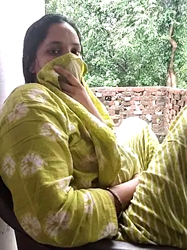 Snapshot of Hot-rubina chatting on 07-19-26, 04:38 Hot-rubina online show from 07-19-26, 04:38