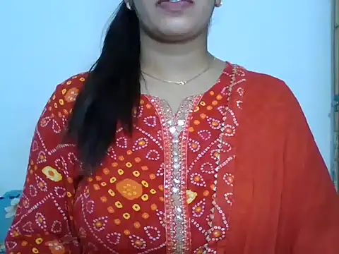 Snapshot of sparkling_queen chatting on 01-11-25, 04:14 sparkling queen online show from 01-11-25, 04:14