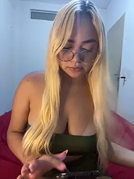 Snapshot of Ninfetinha__ chatting on 03-24-26, 06:35 Ninfetinha online show from 03-24-26, 06:35