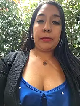 Bella keny online show from 01-29-25, 07:43