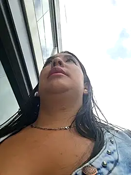 Bella keny online show from 02-24-25, 02:15