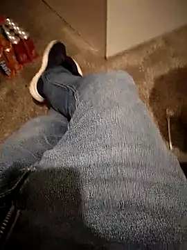 A man in public online show from 10-22-25, 11:10