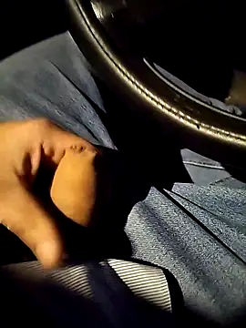 A man in public online show from 10-25-25, 08:47