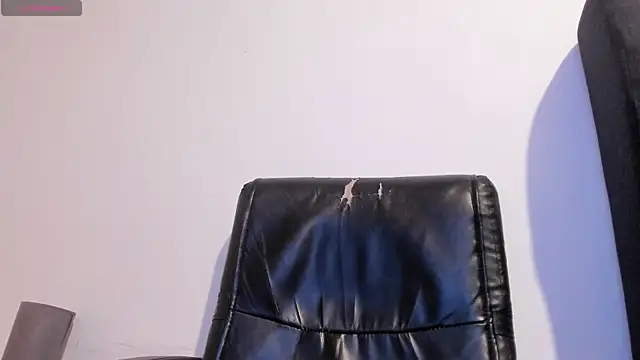 EmaGw online show from 10-16-25, 01:06