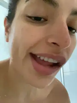 Snapshot of dakota_le chatting on 01-23-25, 02:17 dakota le online show from 01-23-25, 02:17