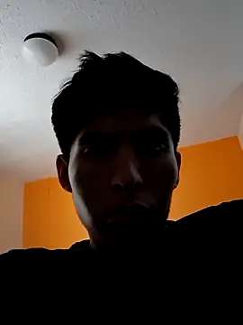 Snapshot of Jonathan100pre chatting on 03-25-26, 12:55 Jonathan100pre online show from 03-25-26, 12:55