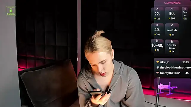 Snapshot of DanielPaige_ chatting on 12-28-24, 03:59 DanielPaige online show from 12-28-24, 03:59