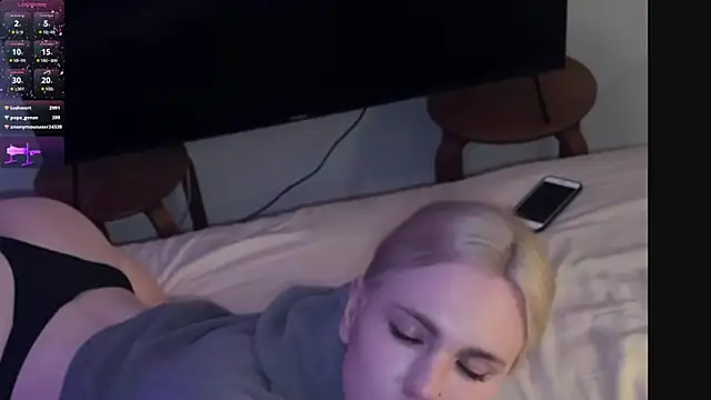 Snapshot of DanielPaige_ chatting on 03-01-25, 07:15 DanielPaige online show from 03-01-25, 07:15