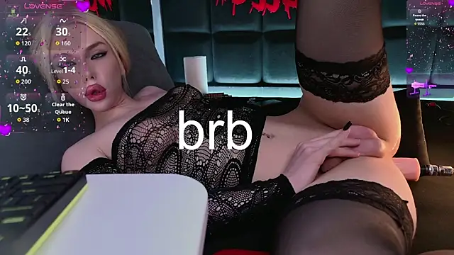 Snapshot of DanielPaige_ chatting on 12-14-25, 11:37 DanielPaige online show from 12-14-25, 11:37