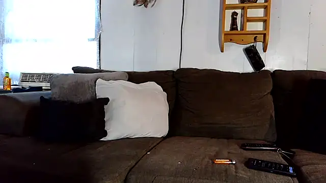 Genevieve143 online show from 11-18-25, 10:25