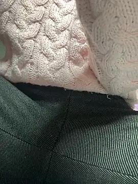 Snapshot of ur_pleasure_ chatting on 12-12-24, 06:31 ur pleasure online show from 12-12-24, 06:31