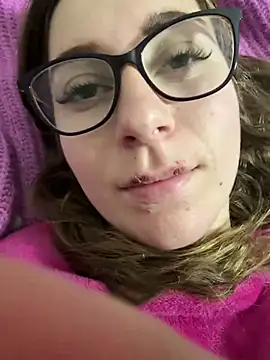 Snapshot of ur_pleasure_ chatting on 01-05-25, 08:31 ur pleasure online show from 01-05-25, 08:31