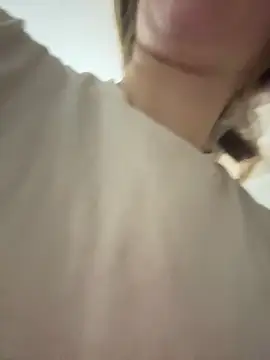 Snapshot of ur_pleasure_ chatting on 02-14-25, 08:15 ur pleasure online show from 02-14-25, 08:15