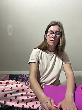 Snapshot of ur_pleasure_ chatting on 03-17-25, 09:13 ur pleasure online show from 03-17-25, 09:13