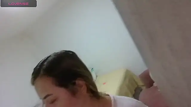 Snapshot of saramartinez1000 chatting on 02-16-26, 01:51 saramartinez1000 online show from 02-16-26, 01:51