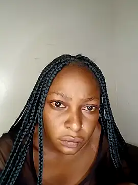 Snapshot of Midnight_Clique_ chatting on 01-14-25, 11:20 Midnight Clique online show from 01-14-25, 11:20