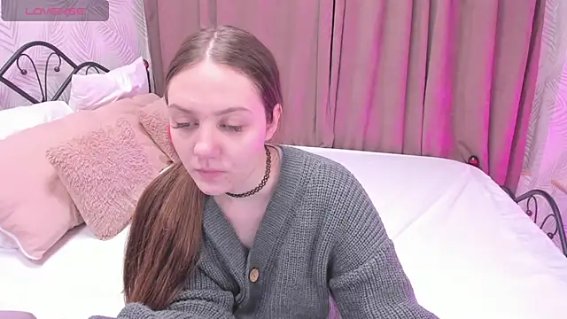 Snapshot of Kvetachka chatting on 12-26-24, 12:46 Kvetachka online show from 12-26-24, 12:46