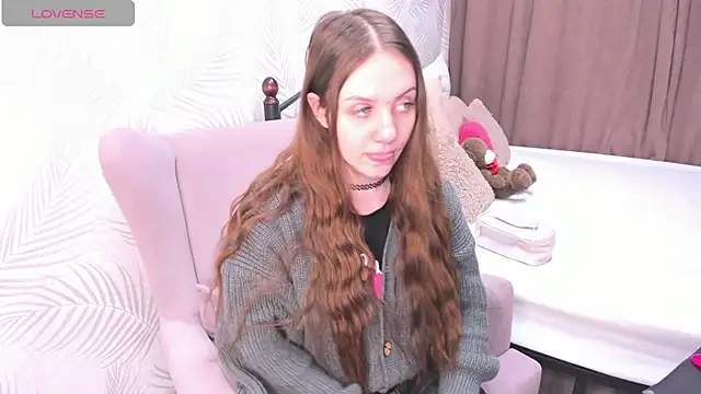 Snapshot of Kvetachka chatting on 12-29-24, 12:52 Kvetachka online show from 12-29-24, 12:52